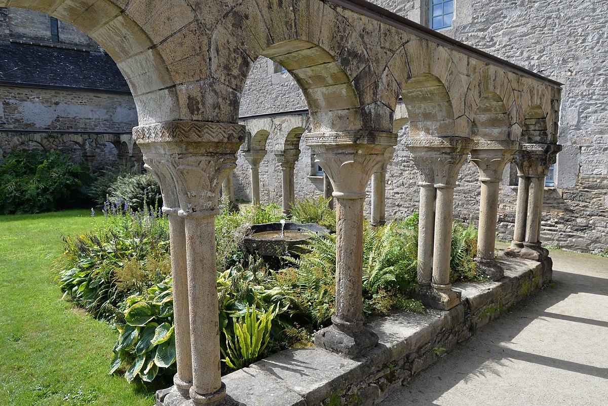 Abbaye de Daoulas. Crédit photo : Calips via Wikimedia Commons